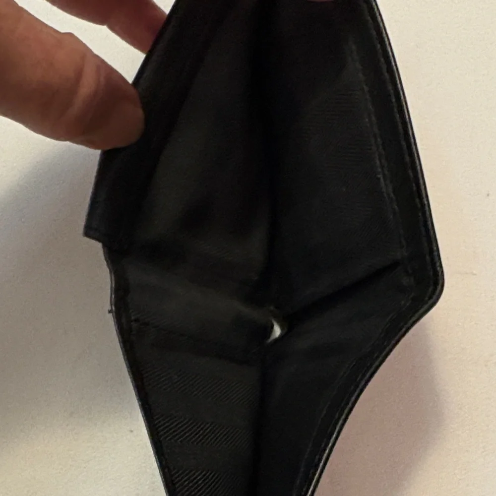 Roundtree & Yorke Classic Black Leather Card Holder